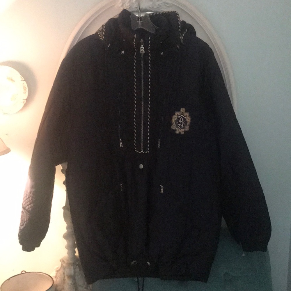 Bogner embroidered Women’s Ski Jacket size10